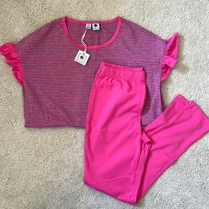Busy Bees pajama/lounge set. Kids size 12. New with tags.